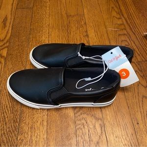 Size 3 sneaker for boy/girl